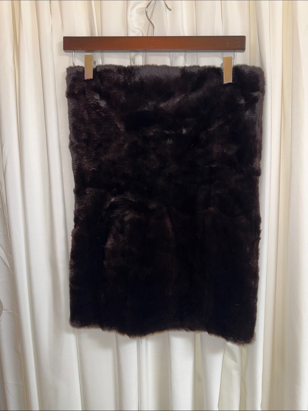 Vintage 01A  Chanel Rabbit fur neck stood scarf